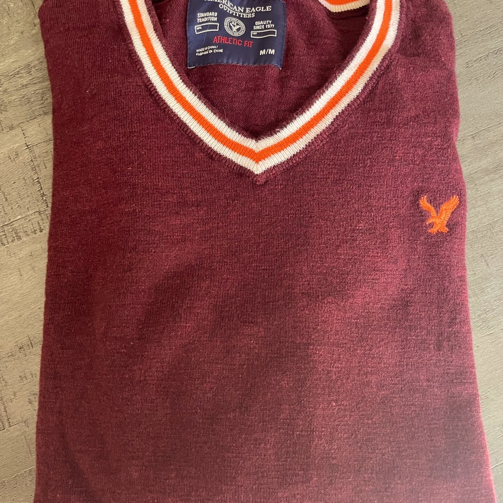 Men’s American Eagle sweater